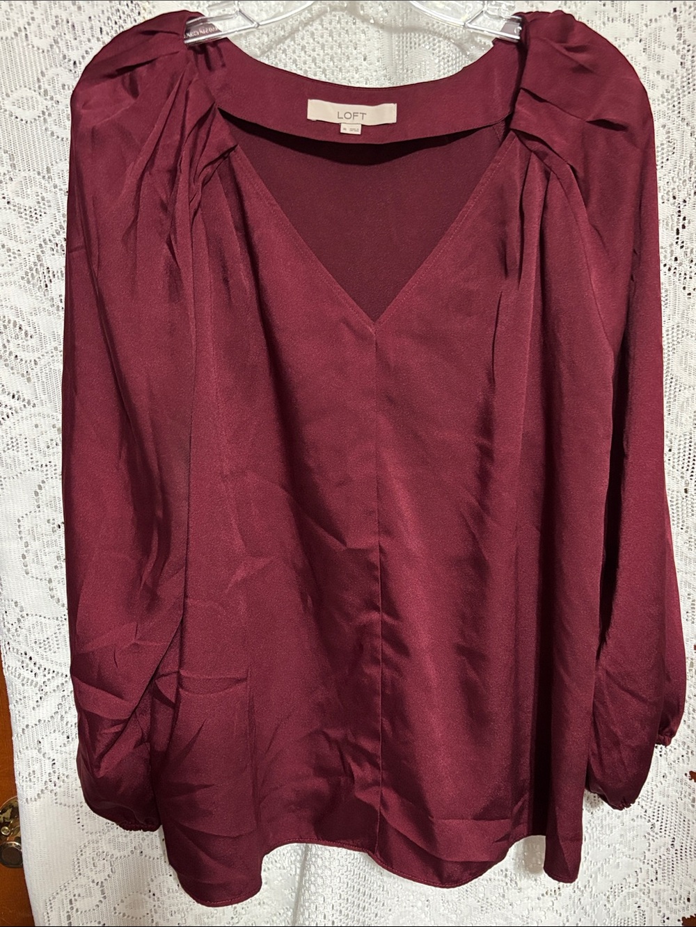 LOFT Burgundy V-Neck Long Sleeve Blouse women’s size XL